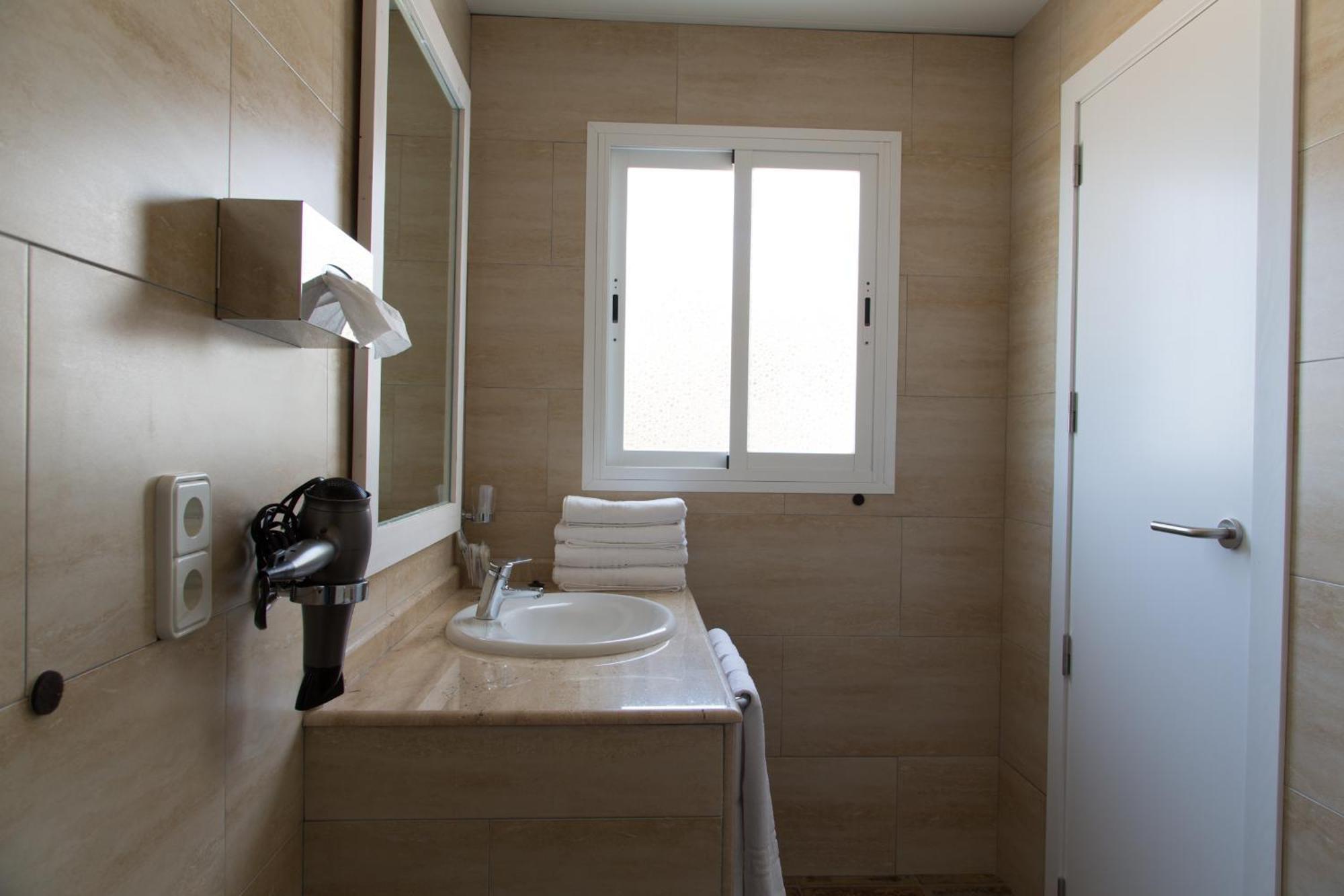 Hotel & Spa Entre Pinos-Adults Only Es Calo  Cameră foto