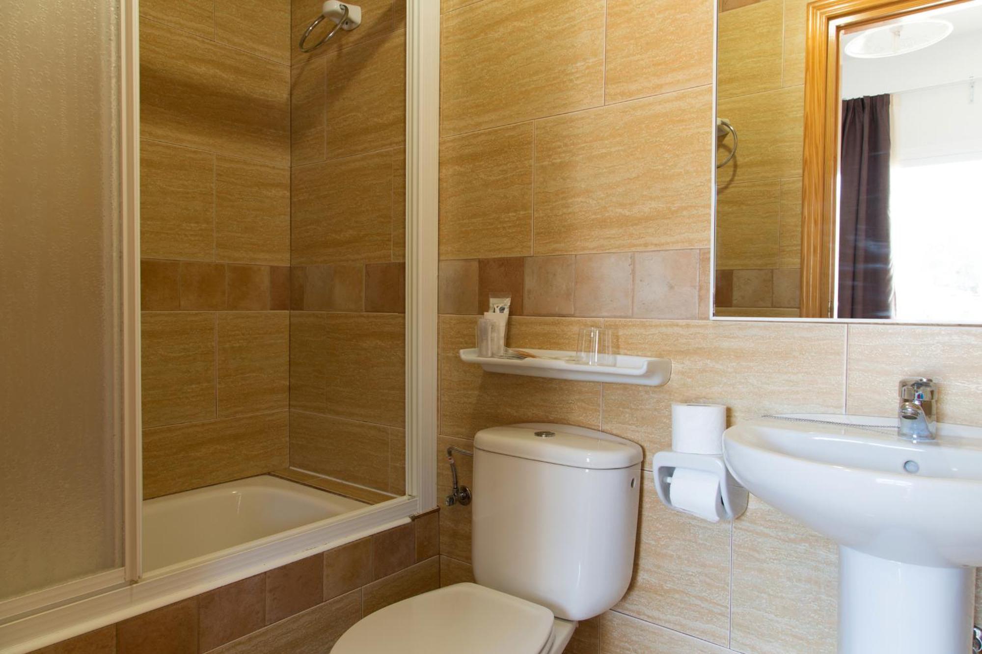 Hotel & Spa Entre Pinos-Adults Only Es Calo  Cameră foto