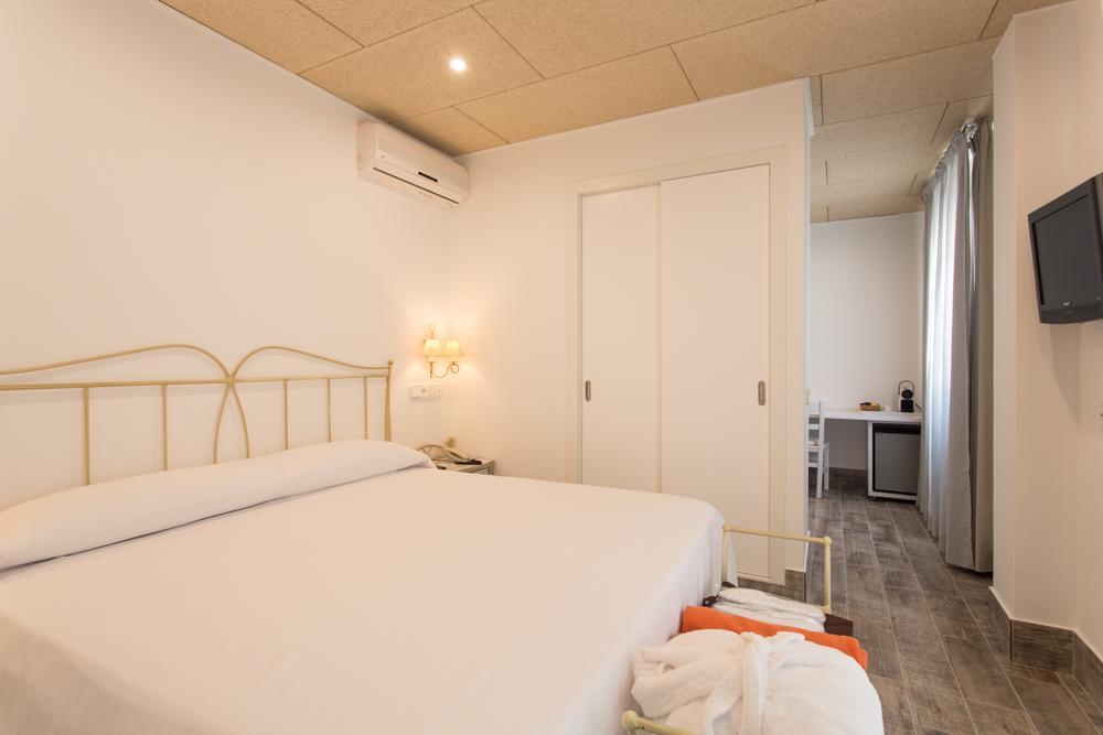 Hotel & Spa Entre Pinos-Adults Only Es Calo  Exterior foto